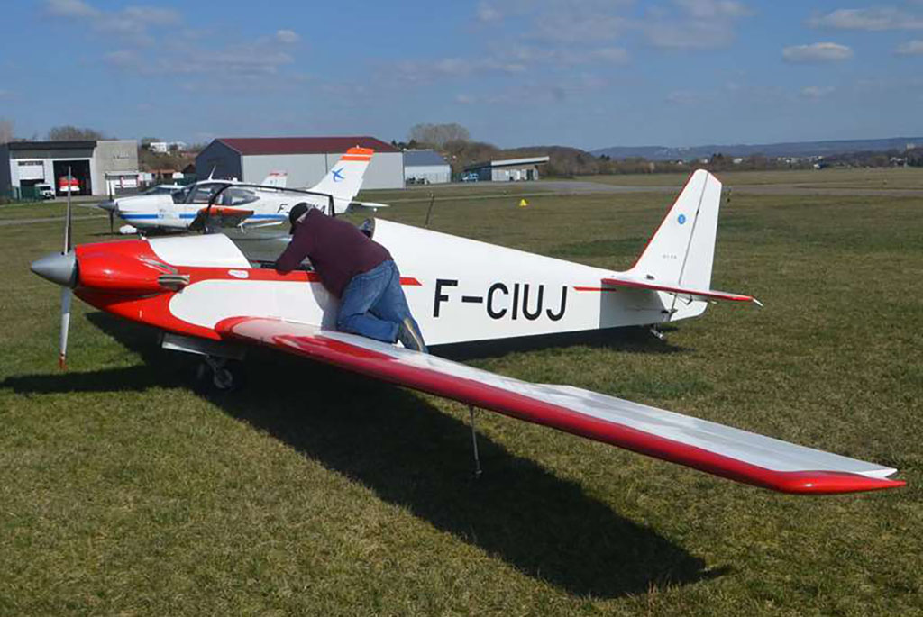 RF3 06 FCIUJ Club Fournier International